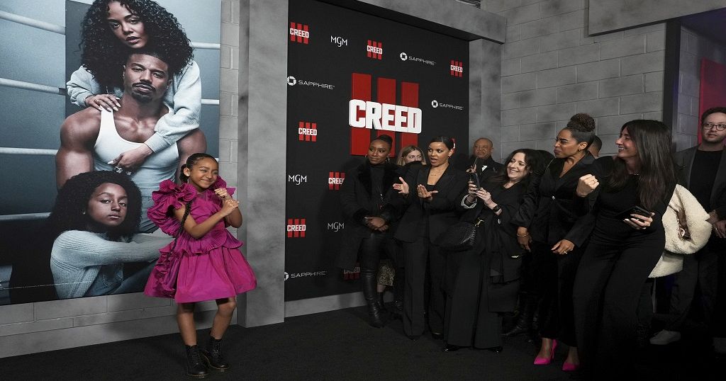 USA "Creed III" bat tous les records au boxoffice depuis sa sortie Africanews TrendRadars