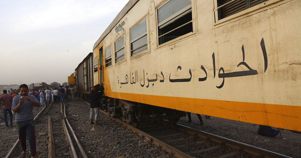 Train kills 2 children, Egyptian mob attacks railway guard