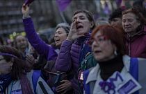 معترضان اسپانیایی در تجمع روز جهانی زن