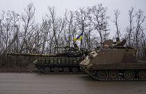 تستمر القوات الأوكرانية في مقاومة الحصار الروسي