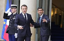 Emmanuel Macron y Rishi Sunak en el palacio del Elíseo, en París