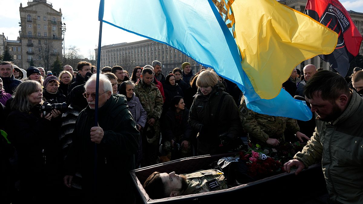 A Da Vinci hívójelű ukrán parancsnok, Dimitro Kotsziubajlo temetése Kijevben