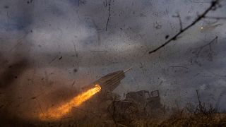 كتيبة الهجوم الجوي 95 الأوكرانية تطلق صاروخ غراد على مواقع روسية في كريمينا
