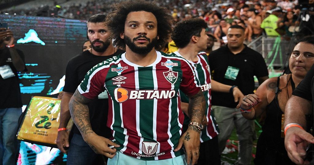 Brazilian international Marcelo returns home to rapturous welcome