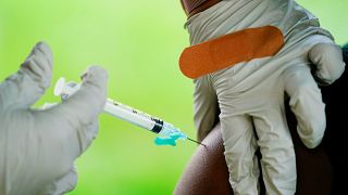 Koronavírus elleni védőoltás - milliárdokat adtak be belőle az elmúlt években