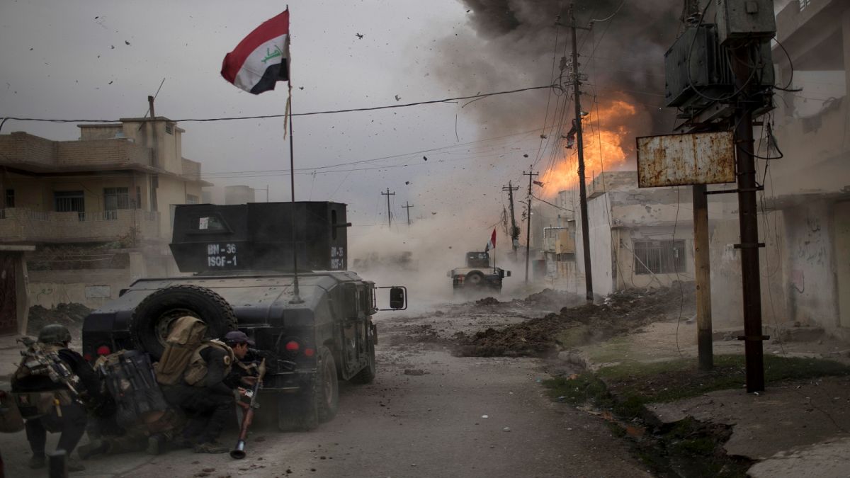 صورة أرشيفية لعملية أمنية عراقية ضد عناصر تنظيم الدولة عام 2016