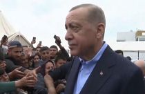 Der türkische Präsident besucht die Erdbebengebiete in der Provinz Hatay