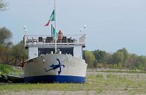 Le fleuve Pô, en Italie, asséché, Ficarolo, le 28 juillet 2022