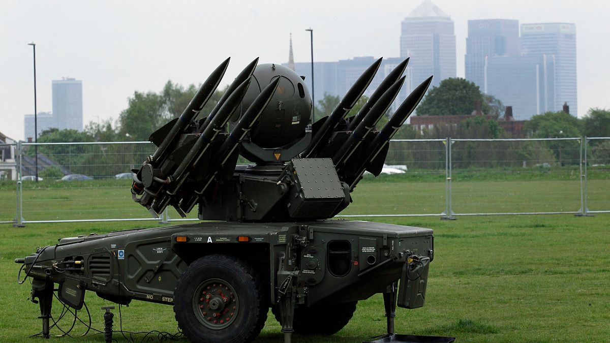 İngiliz yapımı hava savunma sistemi Rapier