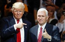 دونالد ترامپ و مایک پنس به عنوان رئیس جمهور منتخب و معاون رئیس جمهور منتخب در مراسمی به تاریخ یکم دسامبر ۲۰۱۶