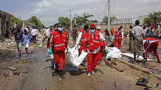 Somalia suicide bombing kills 5, injures 11, including governor