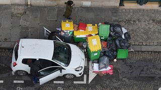 Gut 7.000 Tonnen Müll haben sich in Paris bereits angesammelt.