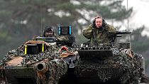 Le ministre allemand de la Défense Boris Pistorius dans char Leopard 2, Allemagne, 1er février 2023.
