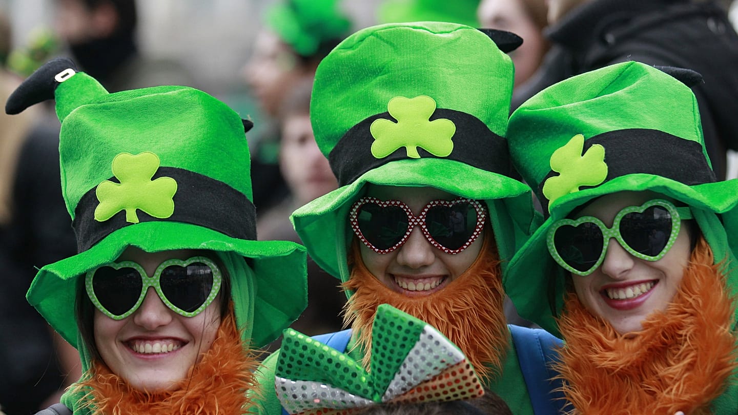 SUPCLIPS Haarspangen Mit Grüner Schleife - St. Patrick's Day Accessoire, Handgefertigt, Für Kinder & Mädchen, 2 Stück