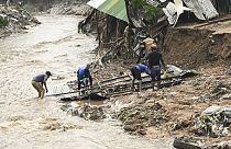 Supervivientes del ciclon Freddy en Malaui