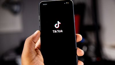 La aplicación de la red social TikTok en un móvil