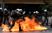 اشتباكات بين الشرطة اليونانية والمتظاهرين