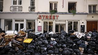 Cumuli di rifiuti a Parigi