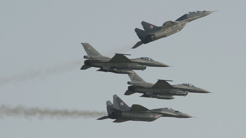 Photo of Poľsko a Slovensko sa stávajú prvými krajinami NATO, ktoré posielajú MiGy-29 na Ukrajinu
