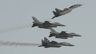 Истребители МиГ-29 в полёте