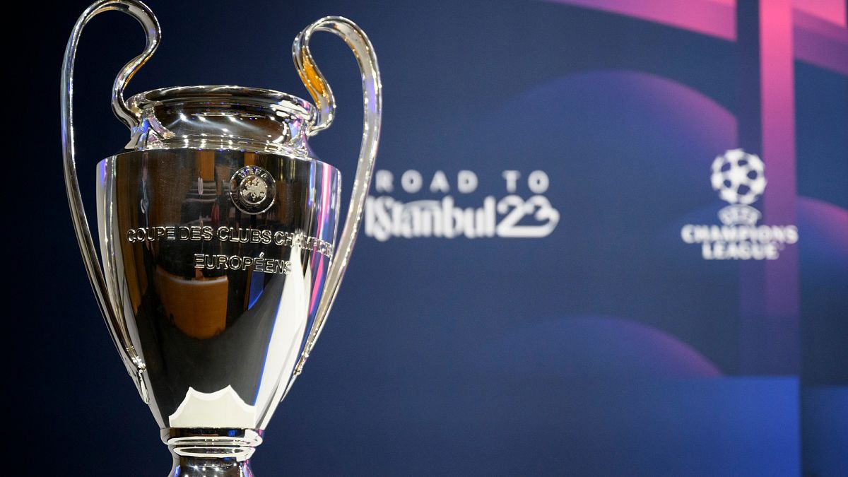 UEFA Şampiyonlar Ligi finali İstanbul'da düzenlecek