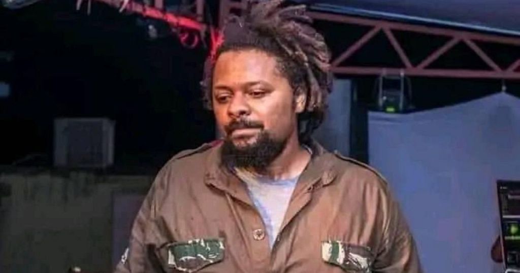 Mozambicans march to honor protest rapper after his death | Africanews