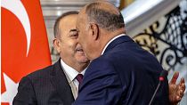 وزير الخارجية المصري  سامح شكري مع نظيره التركي مولود تشاوش أوغلو