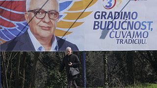 Wahlplakat mit Andrija Mandic, Parteivorsitzender der Volksfront, Podgorica, Montenegro, 16. März 2023.