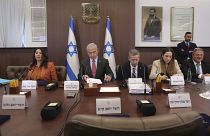 رئيس الوزراء الإسرائيلي بنيامين نتنياهو في مستهل جلسة الحكومة اليوم الاحد