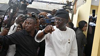 Nigeria : le gouverneur sortant réélu à Lagos