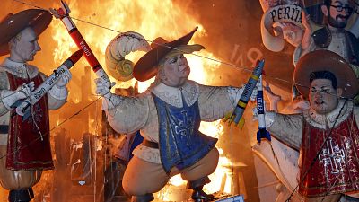حرق التماثيل في مهرجان لا فالاس الإسباني
