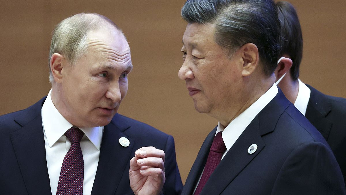 Ο πρόεδρος της Κίνας Σι Τζινπίγνκ και ο ρώσος ομόλογός του Βλαντίμιρ Πούτιν