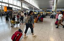 As greves de trabalhadores do Aeroporto de Heathrow vão afetar as deslocações de milhares de pessoas nas férias da Páscoa