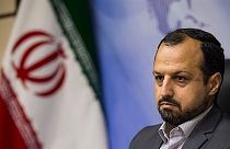 وزير الاقتصاد الإيراني إحسان خاندوزي 