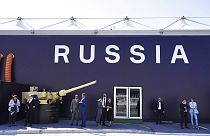 Birleşik Arap Emirlikleri'nde bir Rus silah standı (arşiv)