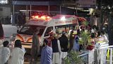 Rettungseinsatz in der pakistanischen Stadt Saidu Sharif nach dem Erdbeben.