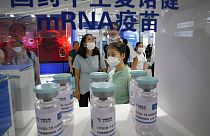 Çin'de Covid-19 için ilk yerli mRNA aşısına acil kullanım onayı 