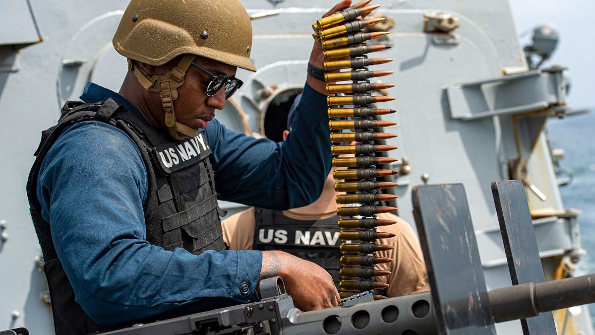  البحرية الأمريكية تسلم مصر ثلاث زوارق دورية