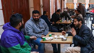 Les Libyens se préparent au jeûne et au manque de caféine