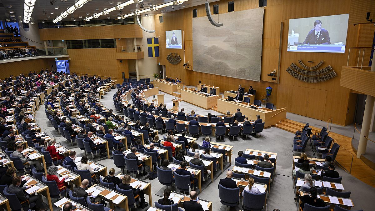 Шведский парламент одобрил вступление в НАТО большинством голосов