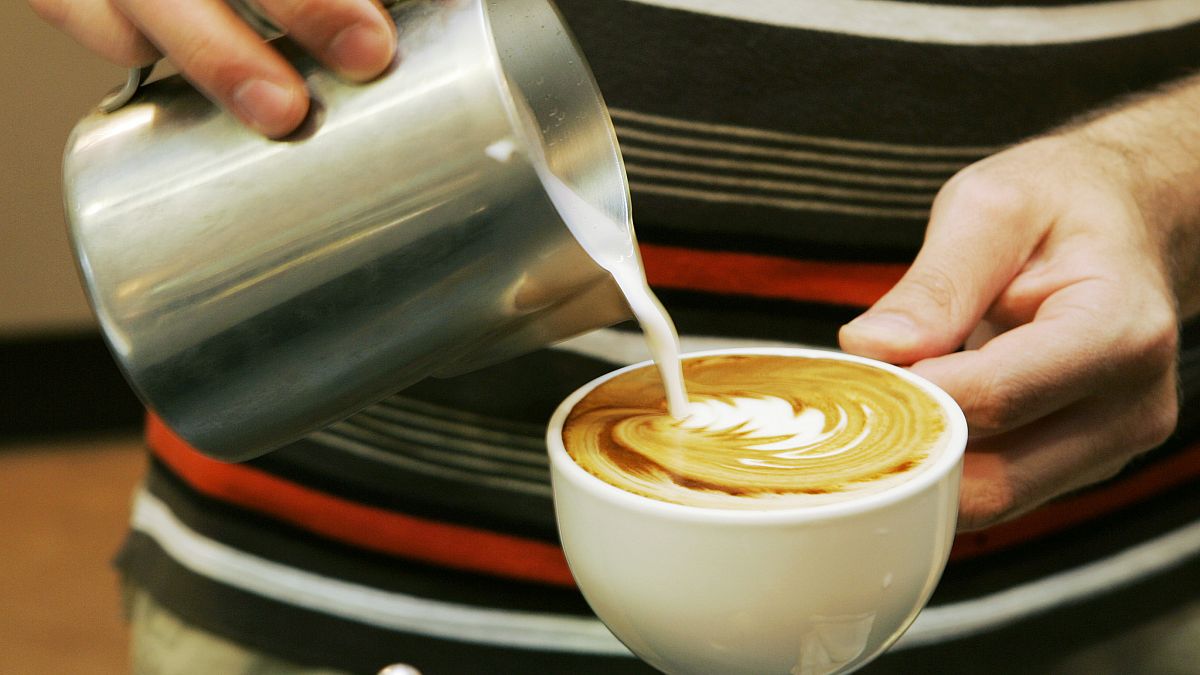 ارتبطت القهوة بفوائد صحية متعددة ولكن لم تحدد بعد الدراسات مدى تأثيرها على القلب