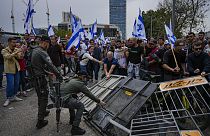 Διαδηλωτές και δυνάμεις ασφαλείας στο Τελ Αβίβ
