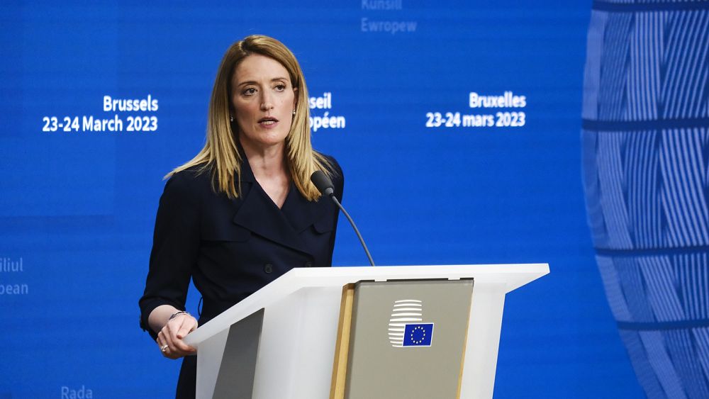 ‘We cannot go back on deals,’ Metsola says amid e-fuels standoff