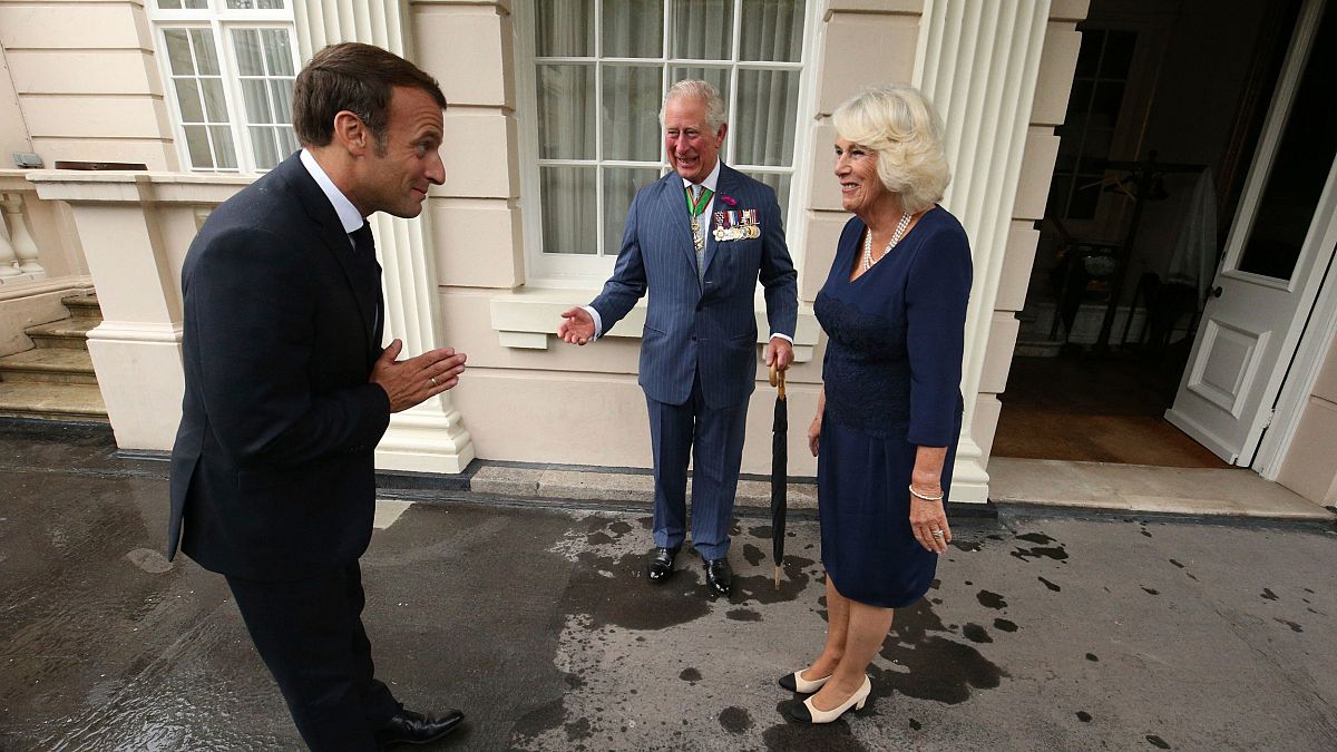Fransa Cumhurbaşkanı Emmanuel Macron'un Londra'da karşılanması