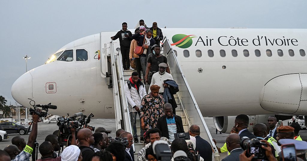 Ivory Coast repatriates hundreds more after Tunisia racism row