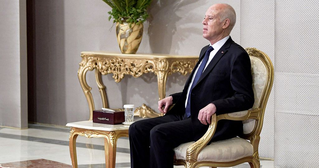 Blinken says Tunisia risks 'deep end' without IMF deal