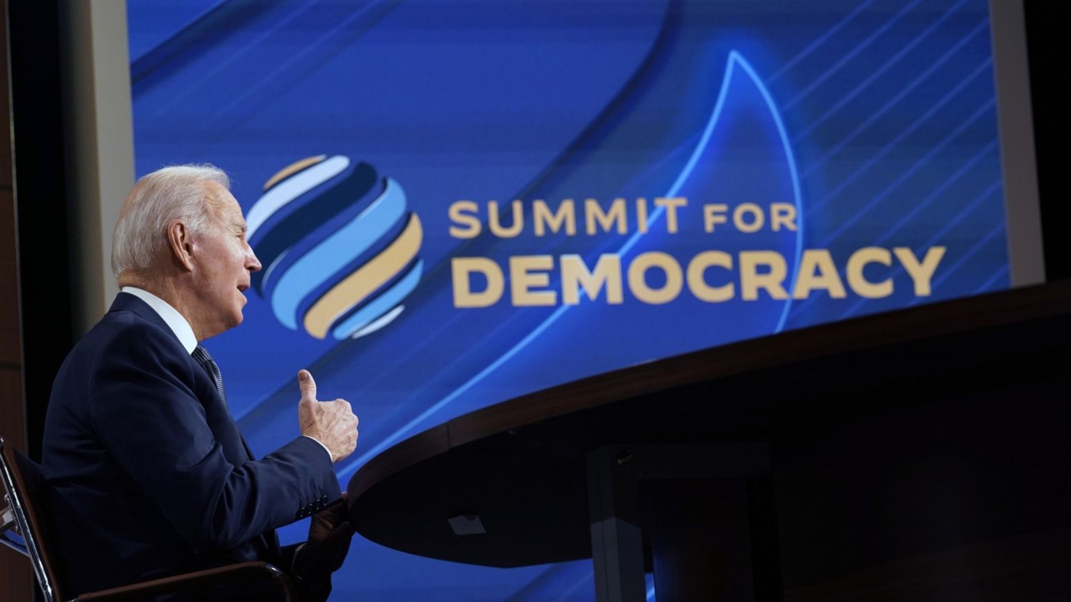 Az amerikai elnök az első demokráciacsúcson, 2021 decemberében