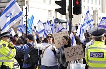 Londra'da Netenyahu karşıtı gösteriler