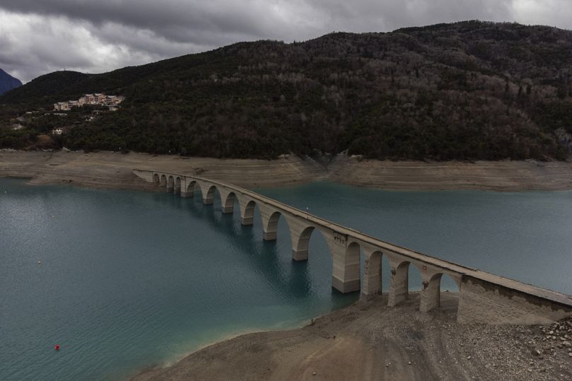 Daniel Cole/AP Photo