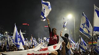 Dezenas de milhares de pessoas manifestaram-se este fim de semana contra reforma judicial em Israel